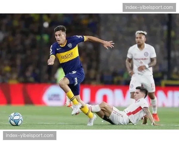 解放者杯小组赛：弗拉门戈客场3-1战胜博卡青年，占据出线主动