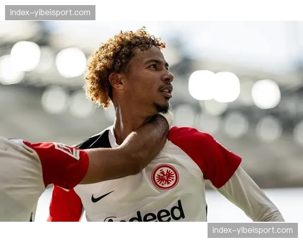 利物浦伤病危机：埃基蒂克跟腱断裂，布拉德利、莱奥尼赛季报销